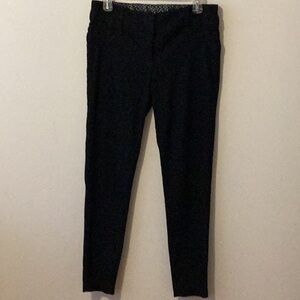 Maurice’s black pants size 7/8.